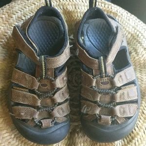Kids waterproof Keen 11